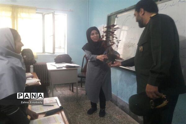 مراسم تجلیل سبز پوشان شهرستان ملارد از مقام شامخ معلم