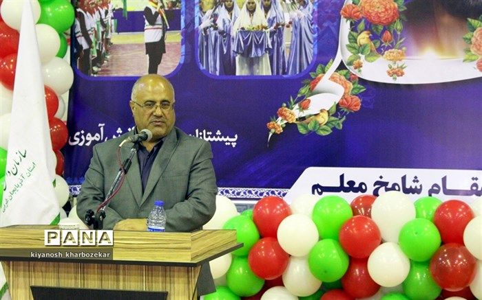 الگو دهی مناسب به دانش آموزان یک ضرورت است