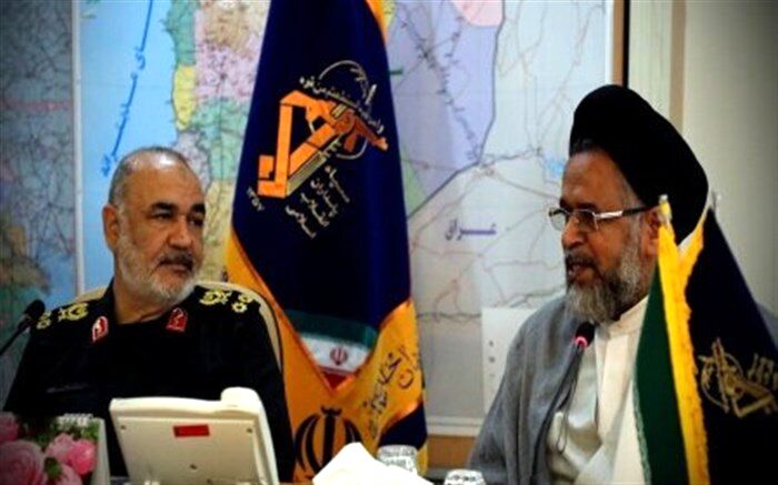 وزارت اطلاعات و سازمان اطلاعات سپاه چشم‌های بینای انقلاب و نظام اسلامی هستند