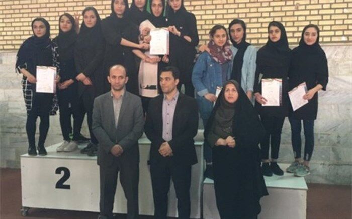 مسابقات مرحله استانی دو و میدانی دانش آموزان دختر مقطع متوسطه برگزار گردید