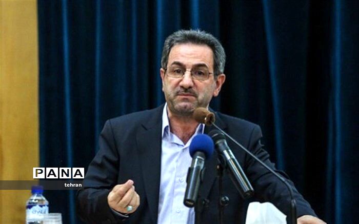 استاندار تهران: استفاده از تریبون ها برای تمامی کاندیداهای استان تهران یکسان باشد