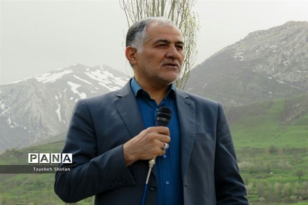 آیین کلنگ‌زنی دبستان مشارکتی داریوش کمالی در روستای یازن رامسر