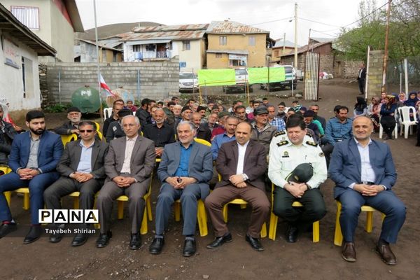 آیین کلنگ‌زنی دبستان مشارکتی داریوش کمالی در روستای یازن رامسر