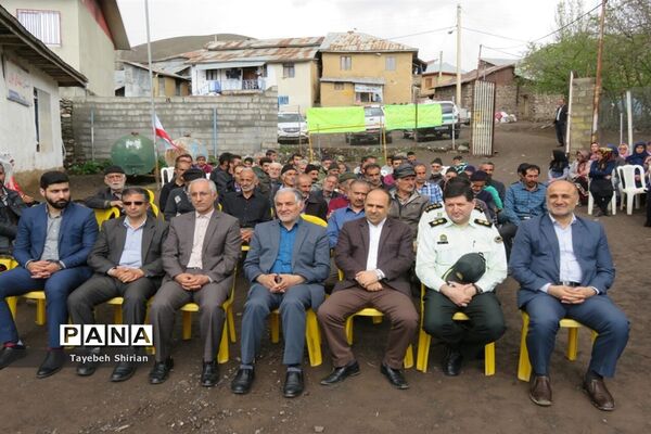 آیین کلنگ‌زنی دبستان مشارکتی داریوش کمالی در روستای یازن رامسر