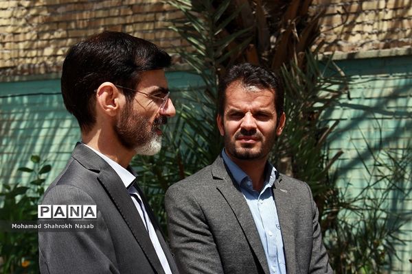 بازدید مربیان و پیشتازان ناحیه 2 اهواز از سازمان دانش‌آموزی خوزستان