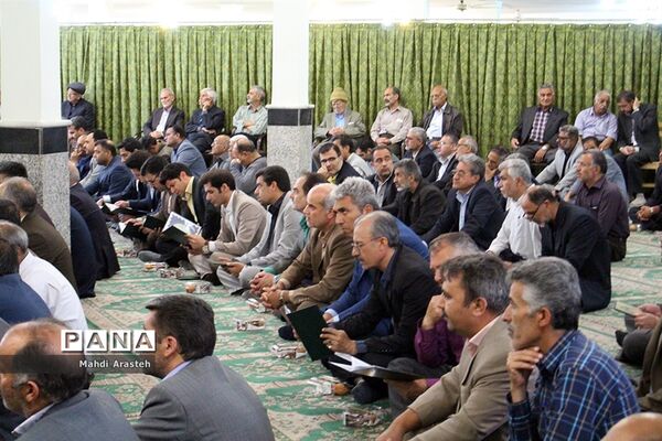 جلسه یادبود فرهنگیان مرحوم شده در شهرستان بیرجند