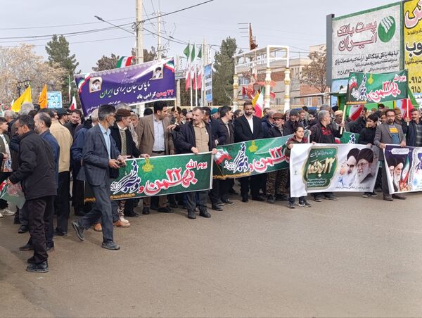 راهپیمایی 22 بهمن در شهرستان فاروج 