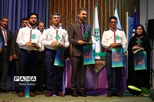 آیین گرامیداشت بیستمین سالروز تاسیس سازمان دانش‌آموزی