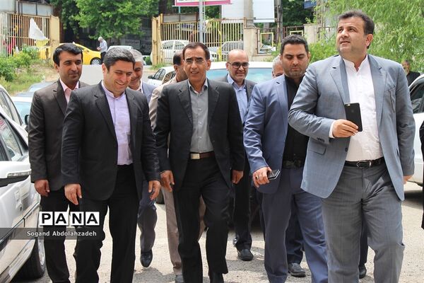 حضور استاندار مازندران در سازمان دانش‌آموزی استان