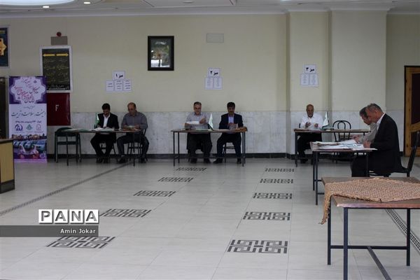 همایش تجلیل از رانندگان برتر  و عوامل اجرایی سرویس مدارس شهر شیراز