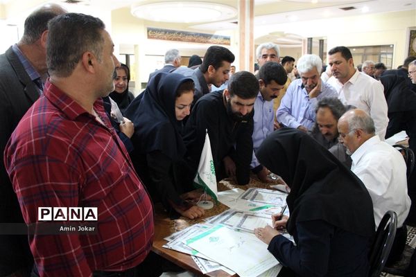 همایش تجلیل از رانندگان برتر  و عوامل اجرایی سرویس مدارس شهر شیراز