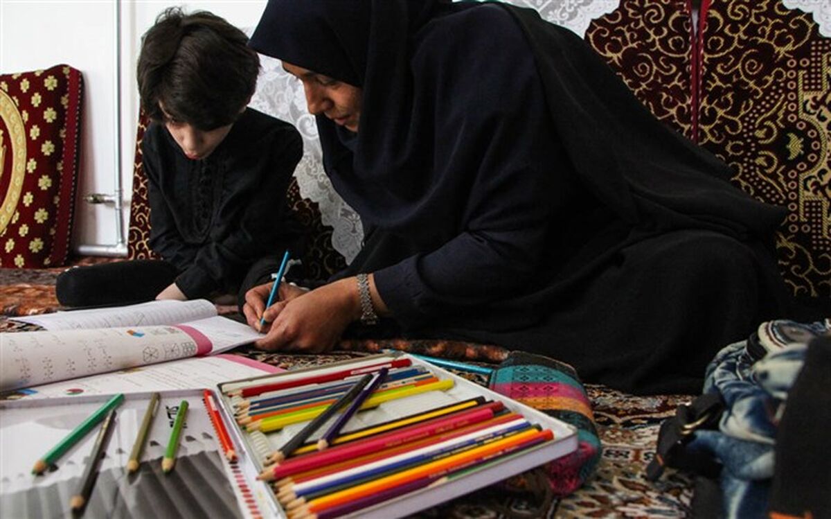 معلم فداکار اهری؛ معلم خصوصی رایگان  دانش‌آموز معلول