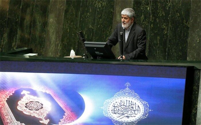 مطهری: روش دولت در افزایش حقوق خلاف هدف مجلس است