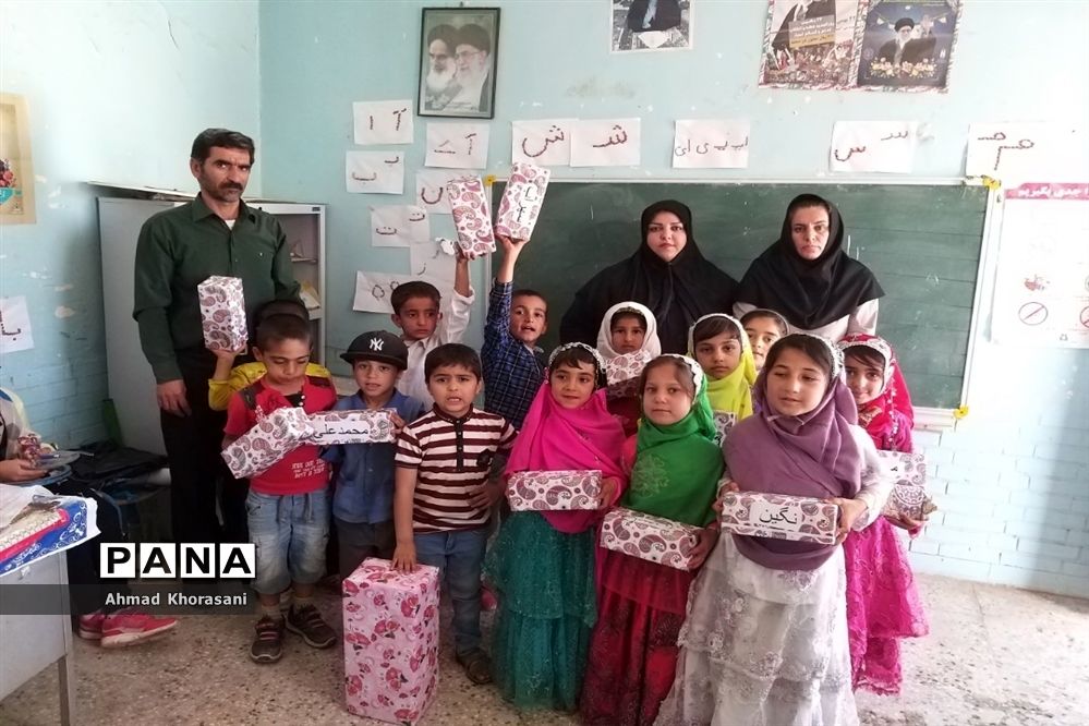 جشن الفبای دانش‌آموزان کلاس اولی در لالی