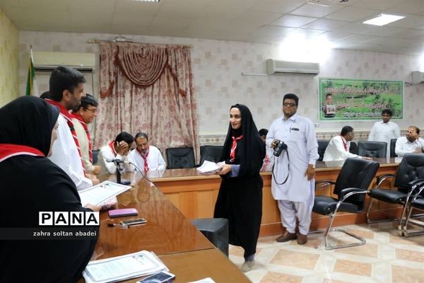 تقدیر از مربیان و اعضا پیشتاز شهرستان ایرانشهر