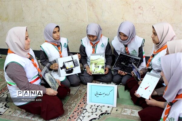 بزرگداشت هفته سازمان دانش آموزی