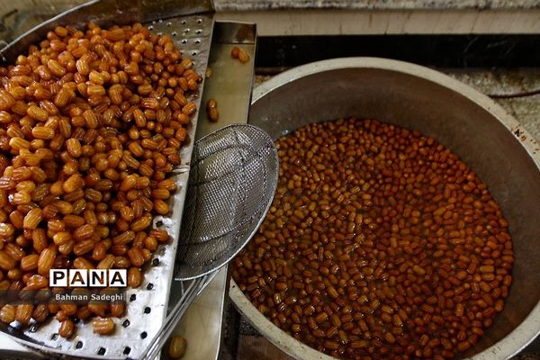 کارگاه پخت زولبیا و بامیه