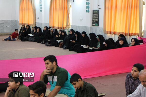 محفل دانش‌آموزی انس با قرآن در سیمرغ