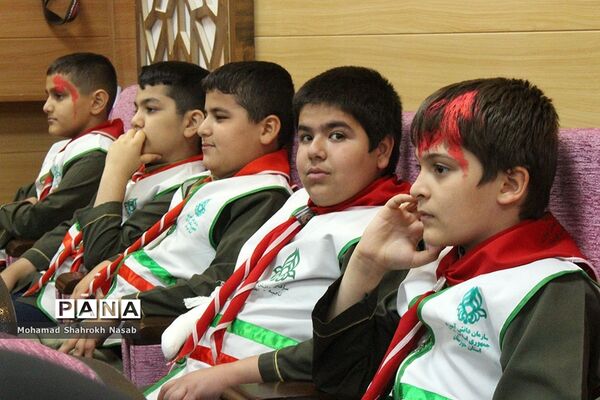 آیین سپاس مربی در ناحیه 3 اهواز