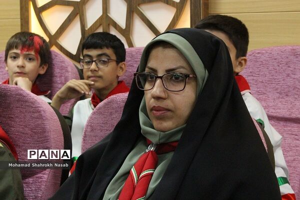 آیین سپاس مربی در ناحیه 3 اهواز