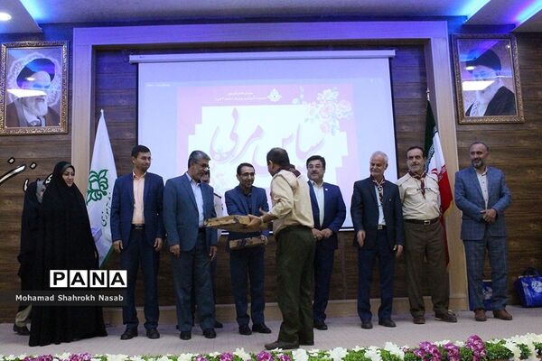 آیین سپاس مربی در ناحیه 3 اهواز