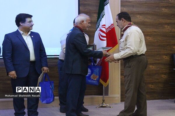 آیین سپاس مربی در ناحیه 3 اهواز