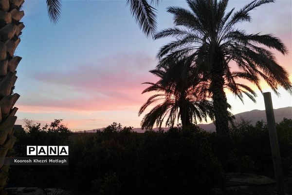 آسمان سرخ کازرون