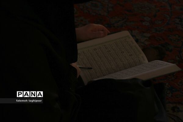 مراسم جزء خوانی قرآن کریم در حرم مطهر شاهچراغ (ع)