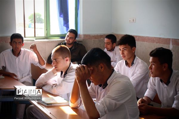 آماده سازی دانش آموزان پایه دوازدهم چهاردانگه  برای کنکور سراسری ۹۸