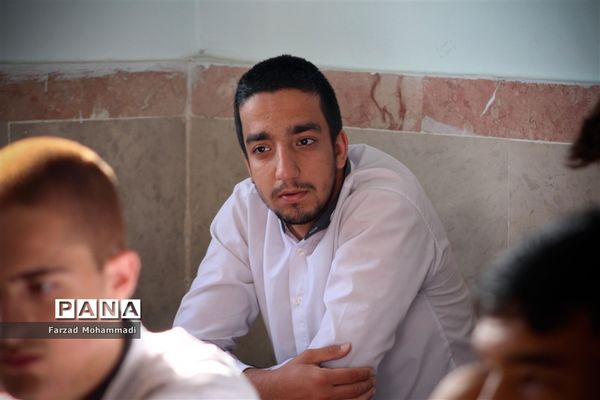 آماده سازی دانش آموزان پایه دوازدهم چهاردانگه  برای کنکور سراسری ۹۸