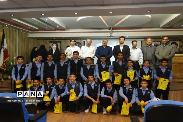 اختتامیه مسابقات فرهنگی و هنری ویژه مقطع متوسطه دوره اول در شهرقدس