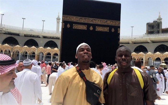 تصویر/ ستاره منچستریونایتد در جوار خانه کعبه