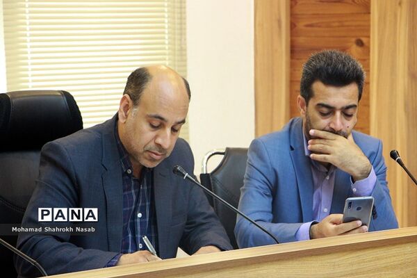 نشست شورای آموزش و پرورش خوزستان در اهواز