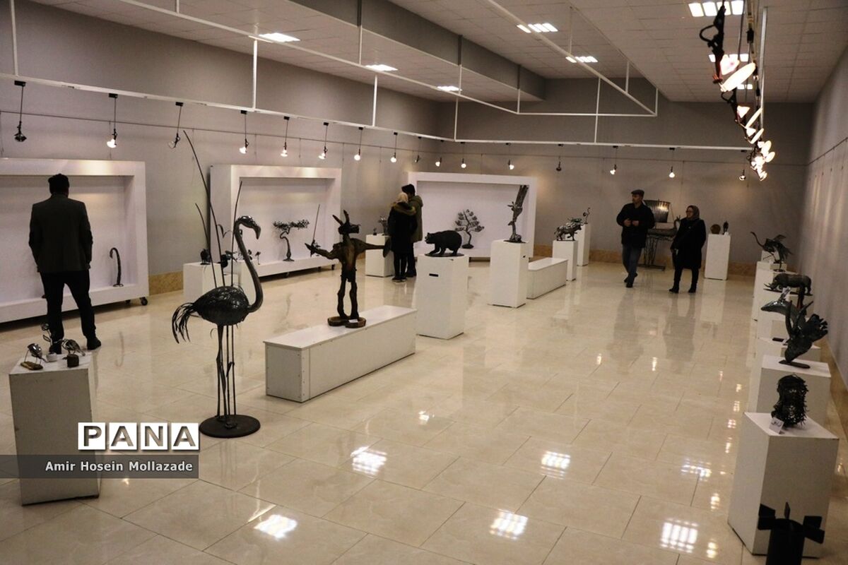 عباس مجیدی: در دوسالانه مجسمه شهری مشهد هنرمندان براساس فضای تعریف شده مجسمه می‌سازند