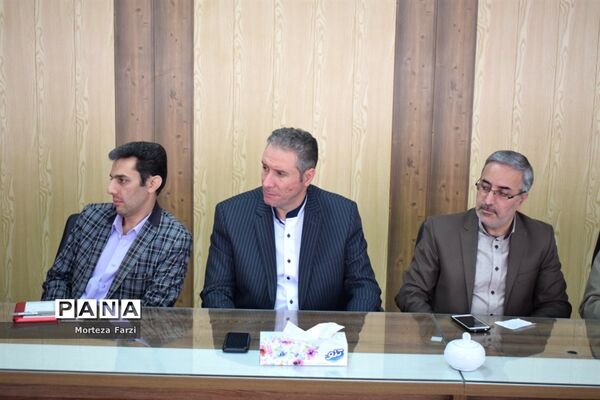 اعزام کاروان کمک‌های آموزش و پرورش آذربایجان شرقی به مناطق سیل زده خوزستان