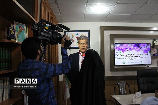 نشست خبری ریاست سازمان دانش‌آموزی خراسان جنوبی بااصحاب رسانه