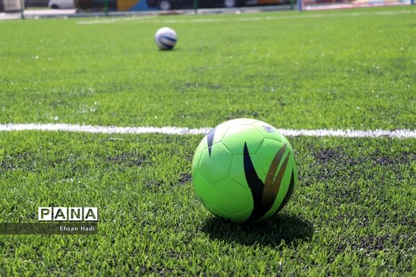 افتتاح اولین زمین چمن مصنوعی آموزش پروش خراسان رضوی ویژه دانش‌آموزان دختر