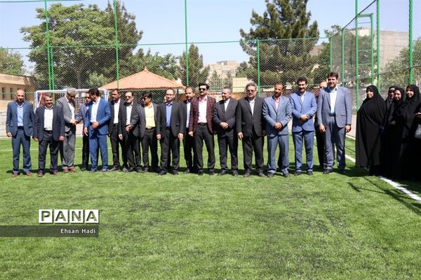 افتتاح اولین زمین چمن مصنوعی آموزش پروش خراسان رضوی ویژه دانش‌آموزان دختر