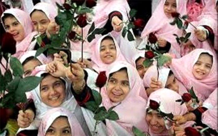 اخذ ID Card شرط استمرار فعالیت مدیران مدارس برای سال تحصیلی آتی است