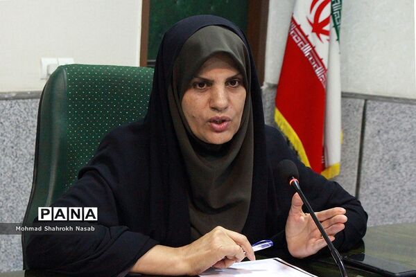 نشست استانی کارگروه طرح ساماندهی، نظارت و مدیریت برتولید لباس فرم دانش‌آموزان خوزستان