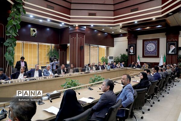 جلسه کارگروه کاهش آلودگی هوای استان تهران