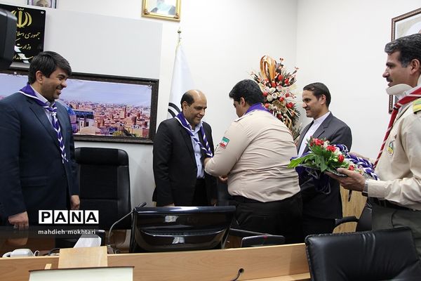 دیدار منتخبان پیشتاز استان با استاندار یزد