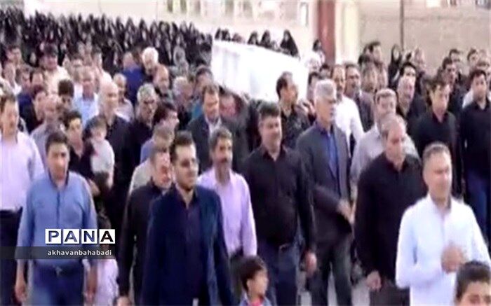 تشییع پیکر مادر شهید محمد بیگی احمد آبای  در روستای احمد آباد بخش مرکزی  بهاباد
