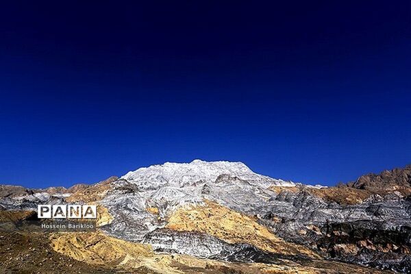 گنبد نمکی قم، تنها گنبد نمکی متقارن جهان