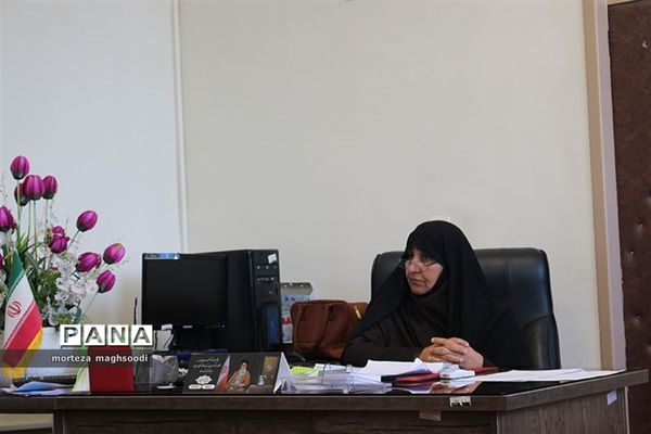 جلسه کارگروه استانی طرح و ساماندهی لباس فرم دانش آموزی