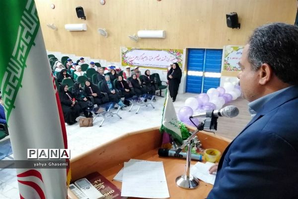 تجلیل از مربیان و یاورمربیان  سازمان دانش‌آموزی منطقه شبانکاره