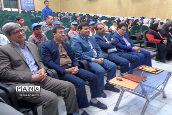 تجلیل از مربیان و یاورمربیان  سازمان دانش‌آموزی منطقه شبانکاره