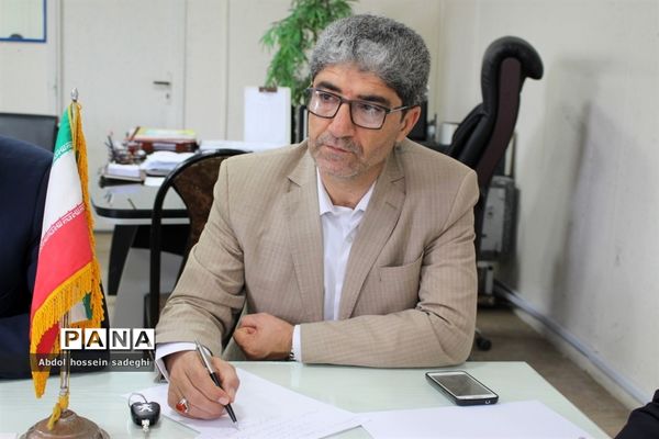 جلسه کار گروه استانی لباس فرم دانش آموزی استان بوشهر