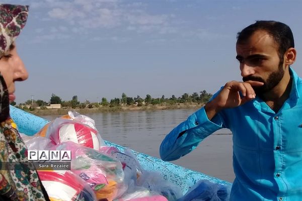 ارسال و توزیع کمک‌های کارشناس مسئول اموربانوان آموزش و پرورش خوزستان