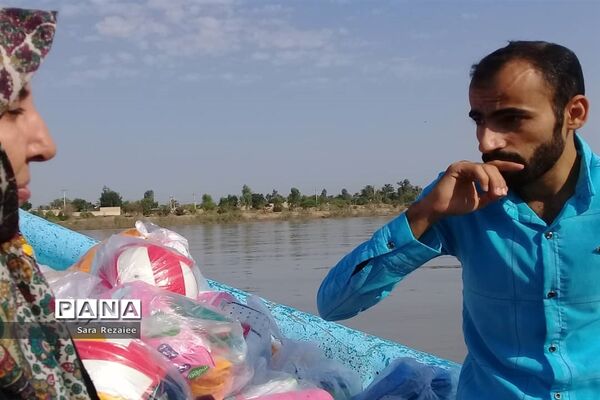 ارسال و توزیع کمک‌های کارشناس مسئول اموربانوان آموزش و پرورش خوزستان